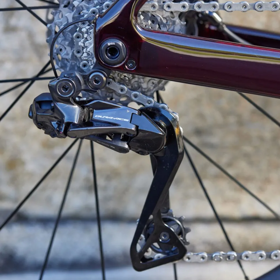Dura-Ace Di2 R9250 12-Speed