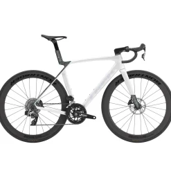 Madone SL 6 Rival AXS Gen 8 Road Bike