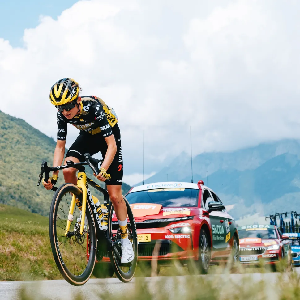 R5 Dura Ace Di2 Road Bike 2026